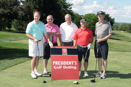 Joe Meloy with MSOE alumni at annual President's Golf Outing.